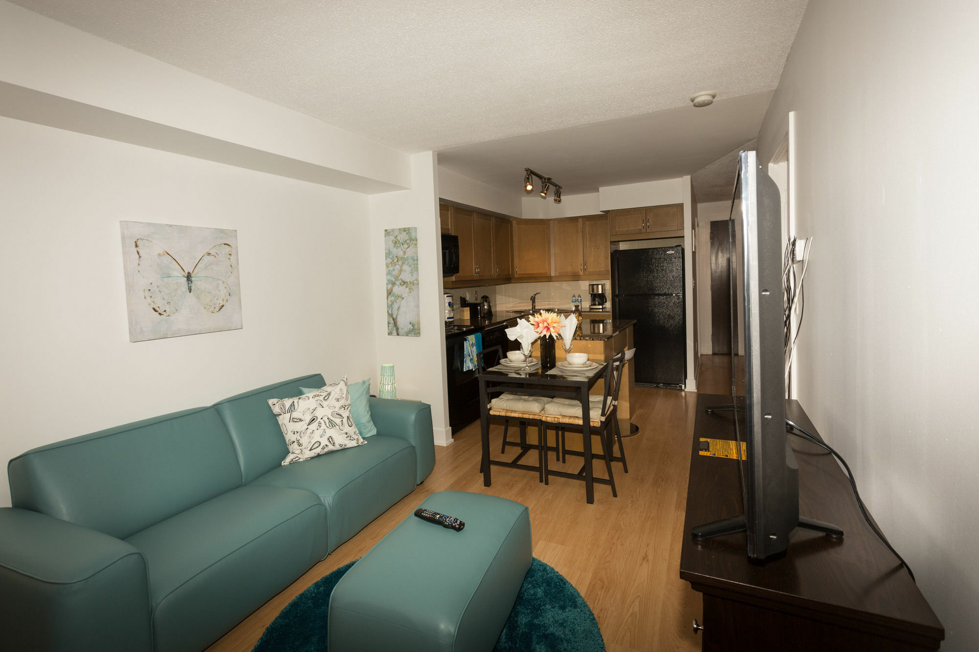 Red Maple Suites - Blue Jays Way Toronto Exterior foto